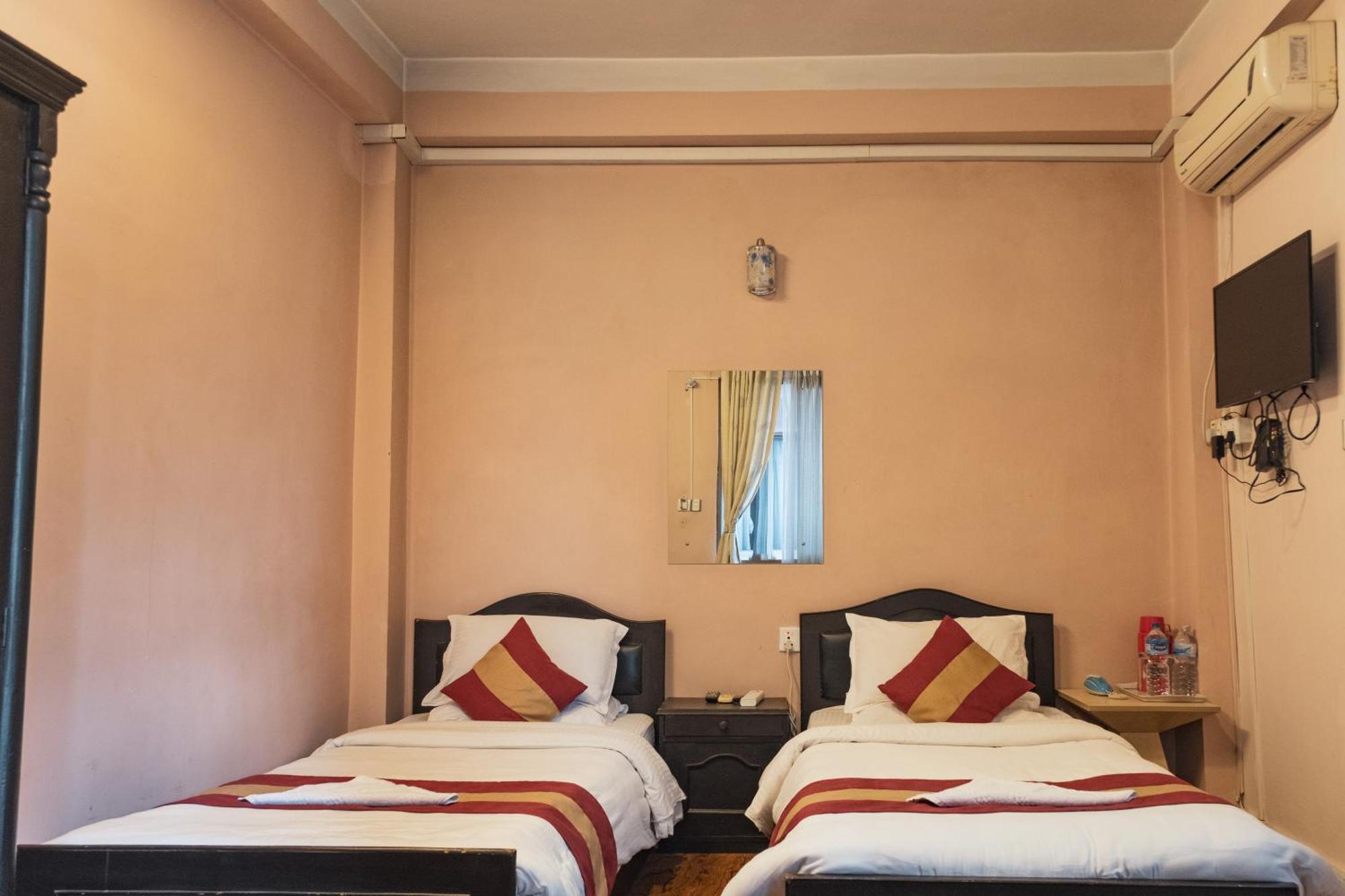 Nepalaya Hotel Kathmandu Luaran gambar