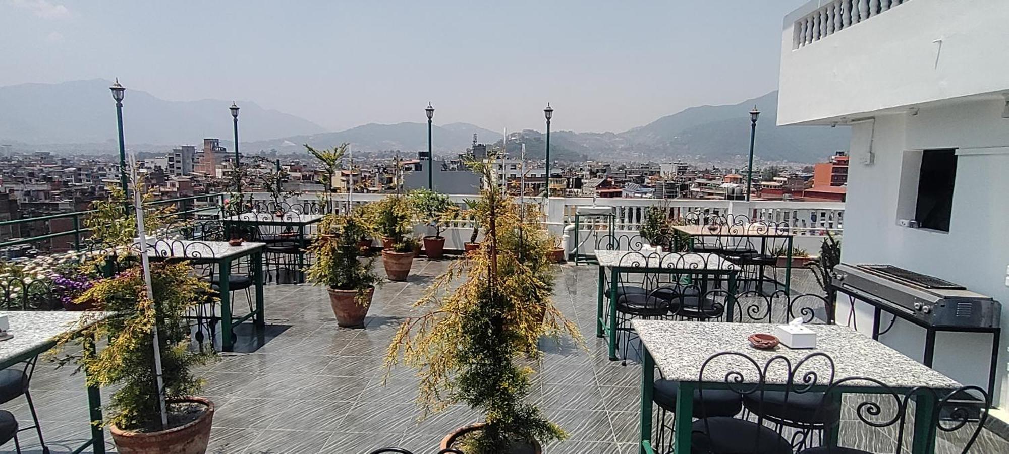 Nepalaya Hotel Kathmandu Luaran gambar